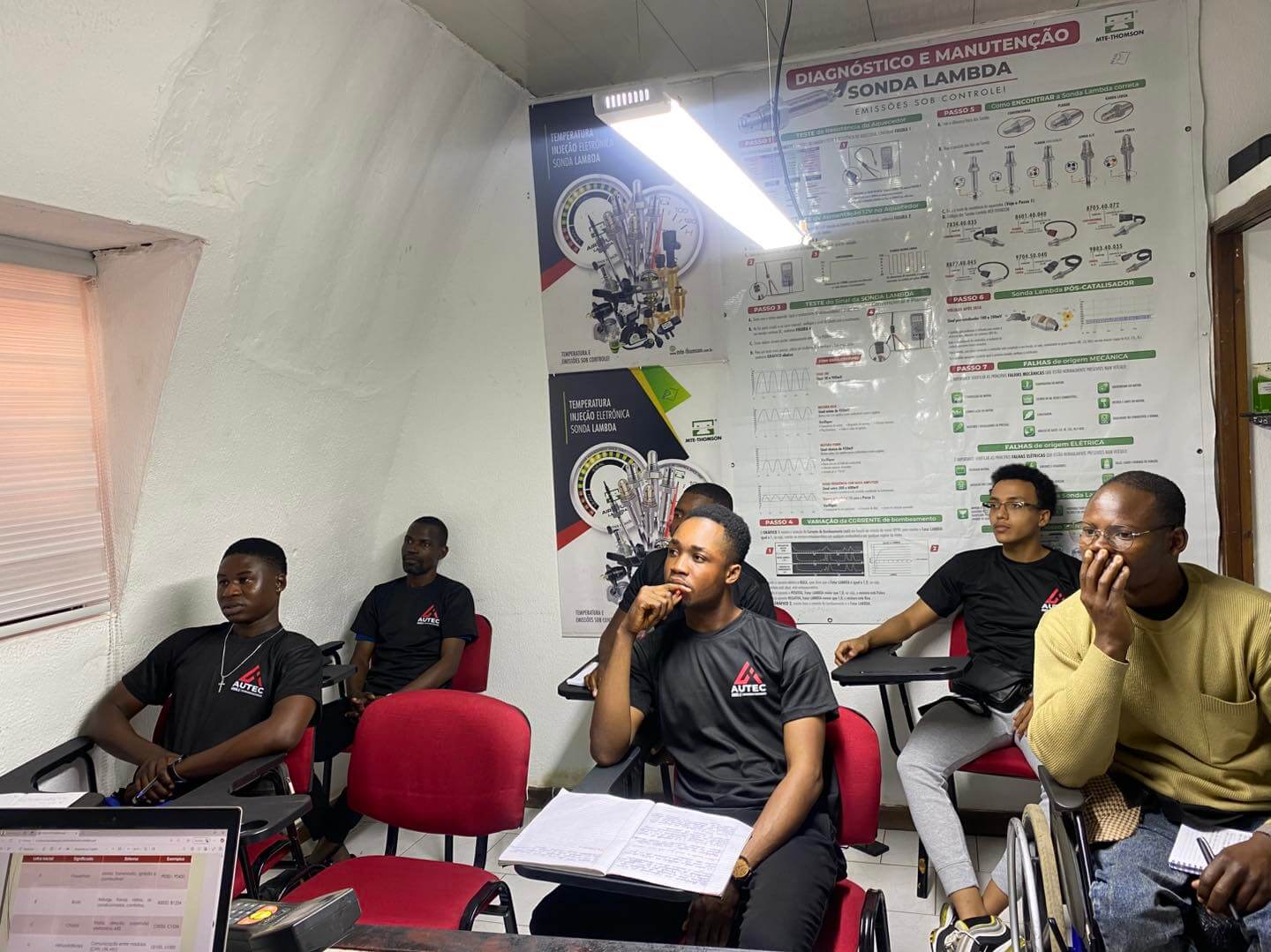 Recrutamento na Autec Angola Vagas na Autec Angola