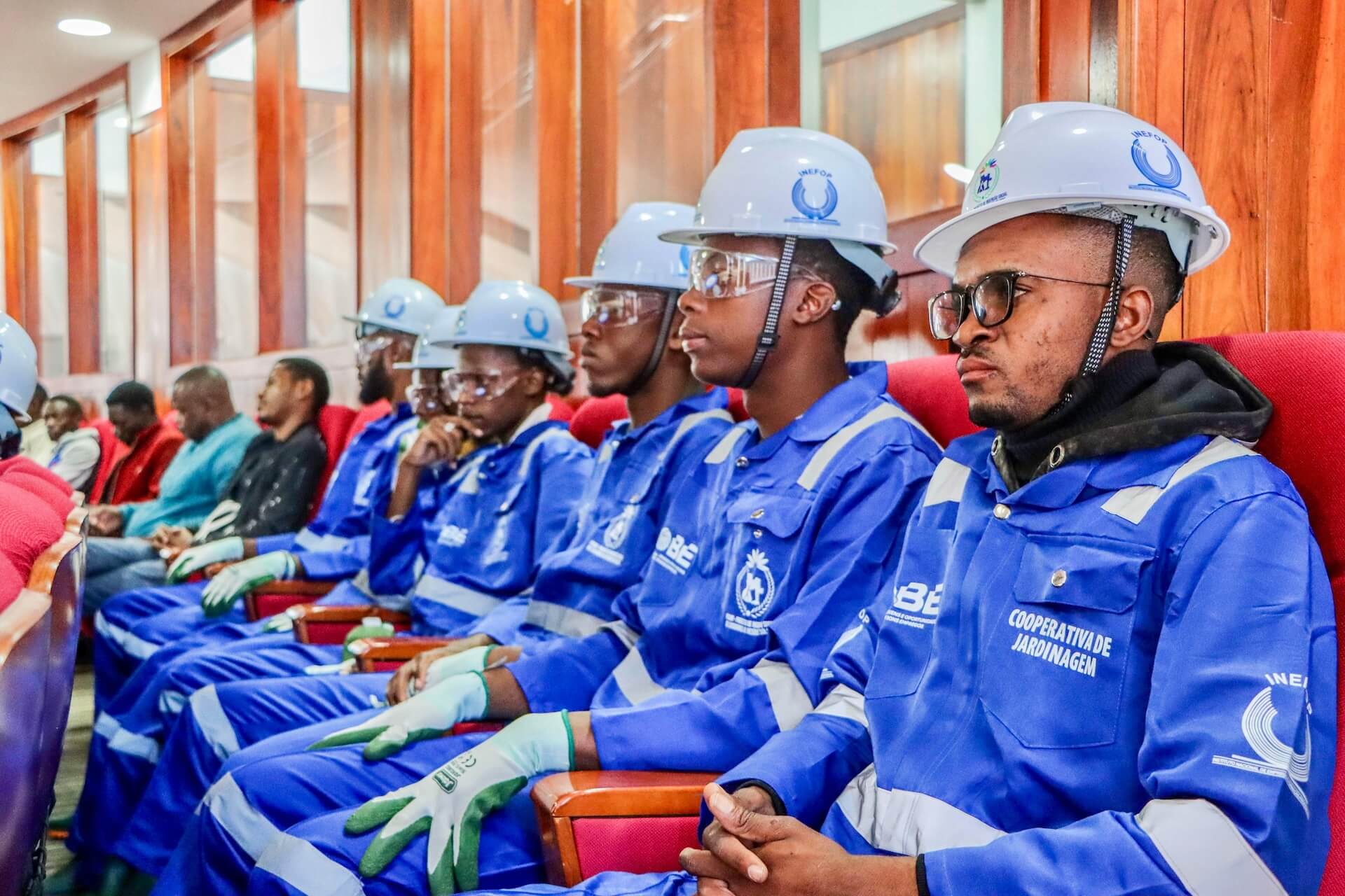 Vagas no FUNEA Angola